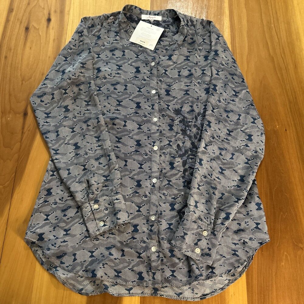 Amaya Button Up Top. Size 38/6. Long Sleeve. Embroidered Floral. NWT